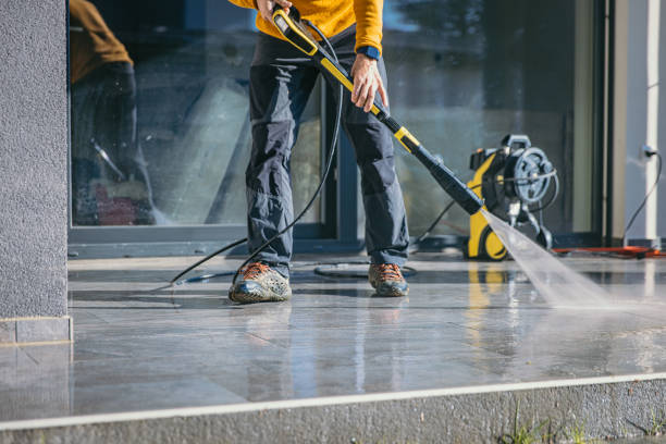 Laton, CA Pressure Washing Services Company